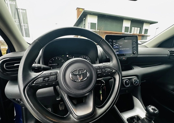 Toyota Yaris cena 67800 przebieg: 62334, rok produkcji 2020 z Gdańsk małe 154